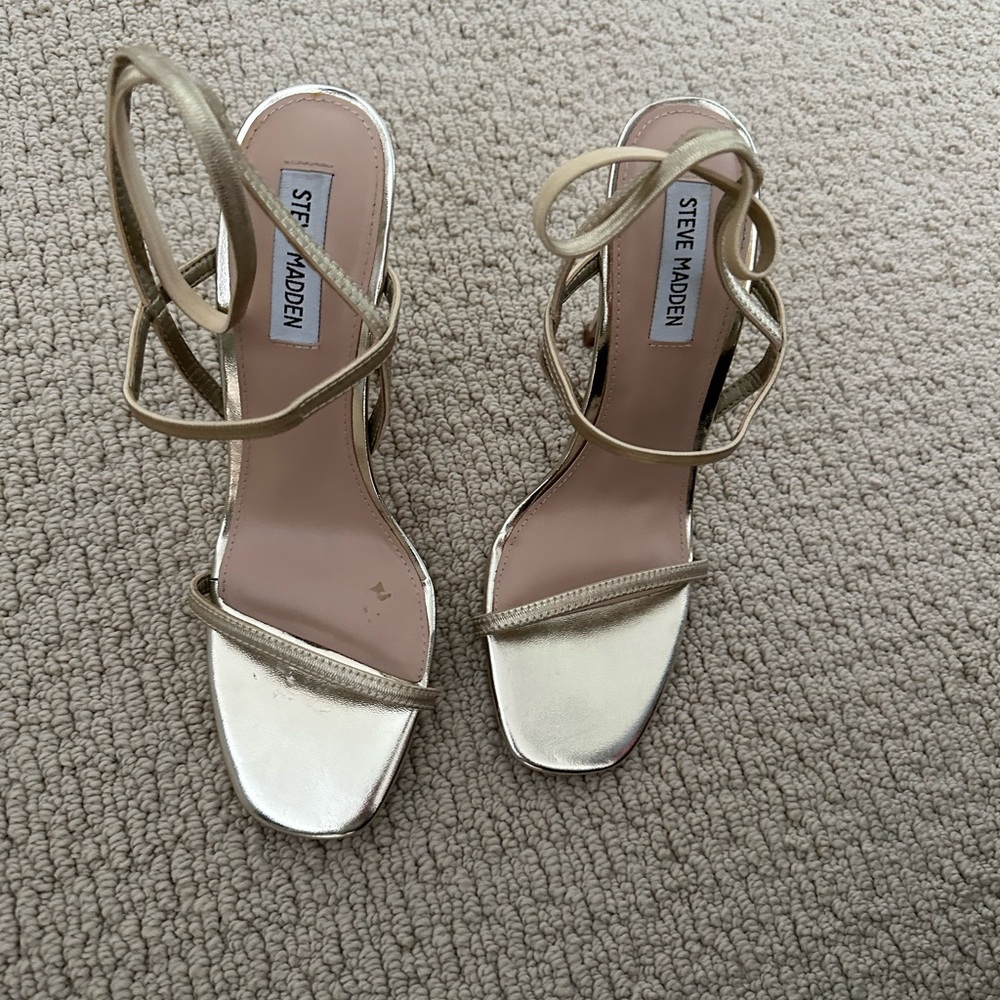 Steve Madden Gold Heels
